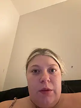 kinkybellexx online show from November 8, 5:55 am