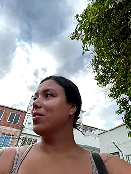 Snapshot of LICEET chatting on October 6, 11:44 am LICEET online show from October 6, 11:44 am