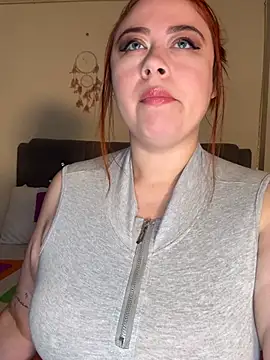 maddy Bloomm online show from February 12, 4:51 pm