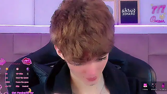 Baby FenixTS online show from March 4, 8:55 am