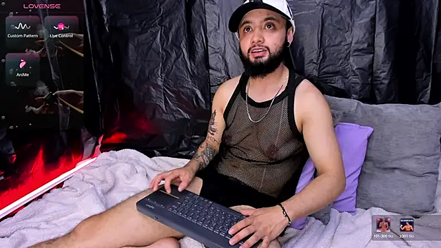 Noah devil  online show from March 16, 4:31 am