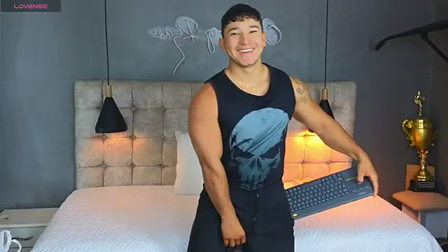 Horny nick18 online show from January 8, 11:27 am