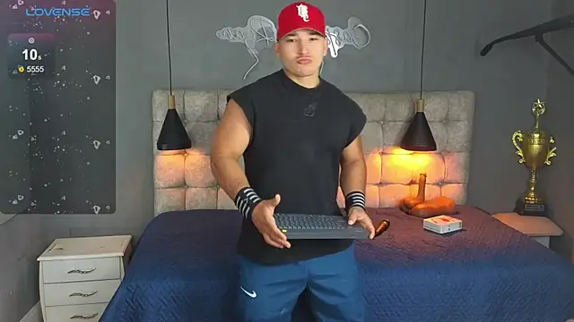 Horny nick18 online show from December 18, 1:48 pm