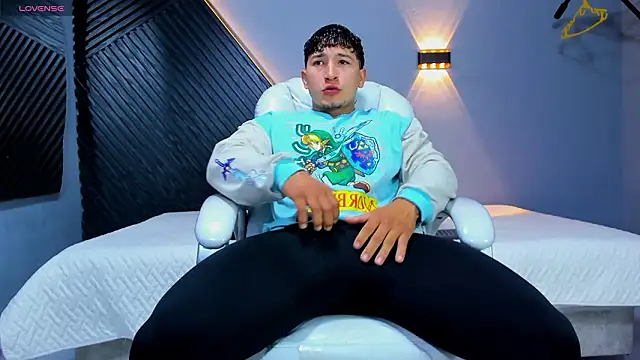 Horny nick18 online show from March 14, 11:38 am