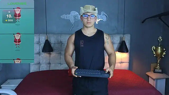 Horny nick18 online show from January 13, 10:19 am