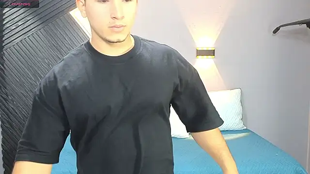 Horny nick18 online show from February 19, 11:40 am