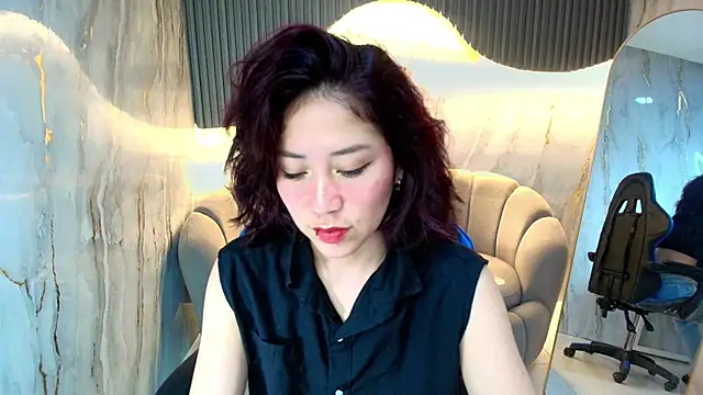 valentina r  online show from November 13, 3:21 am