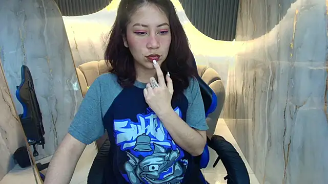 valentina r  online show from February 5, 3:02 am