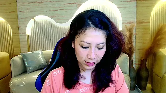 valentina r  online show from February 8, 3:04 am