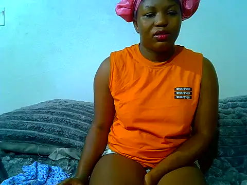 SweetHoney21  online show from May 25, 6:12 am