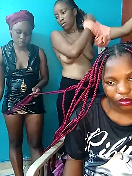 SweetHoney21  online show from November 29, 9:59 pm