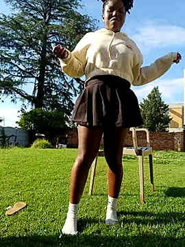 SweetHoney21  online show from March 8, 2:31 pm