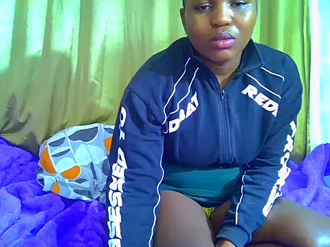 SweetHoney21  online show from June 8, 4:51 pm