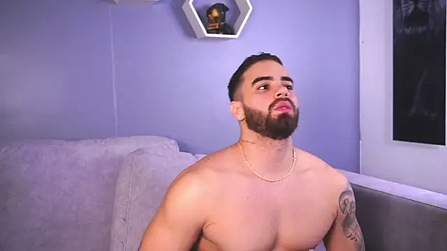 Snapshot of Paul_Phoenix chatting on October 28, 7:24 pm Paul Phoenix online show from October 28, 7:24 pm