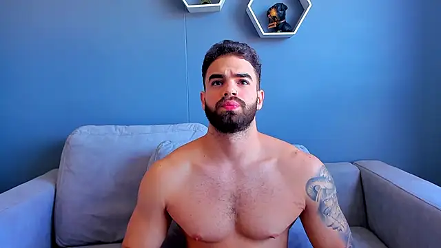 Snapshot of Paul_Phoenix chatting on October 19, 8:11 pm Paul Phoenix online show from October 19, 8:11 pm