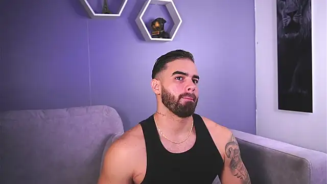 Snapshot of Paul_Phoenix chatting on October 23, 7:01 pm Paul Phoenix online show from October 23, 7:01 pm