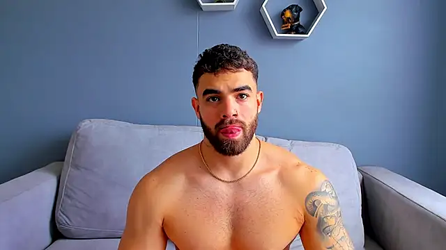 Snapshot of Paul_Phoenix chatting on September 30, 8:59 pm Paul Phoenix online show from September 30, 8:59 pm