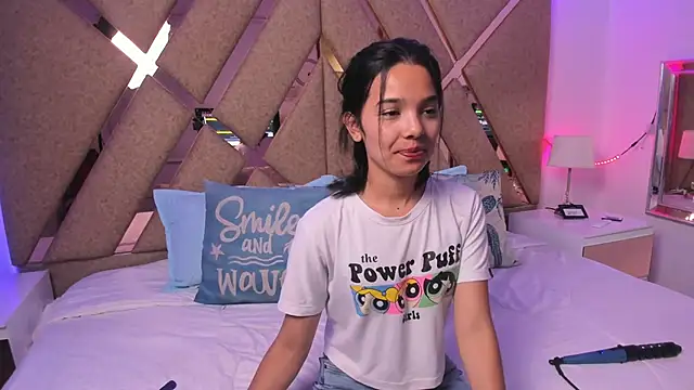 Snapshot of BelhaLawuo chatting on November 15, 6:45 pm BelhaLawuo online show from November 15, 6:45 pm