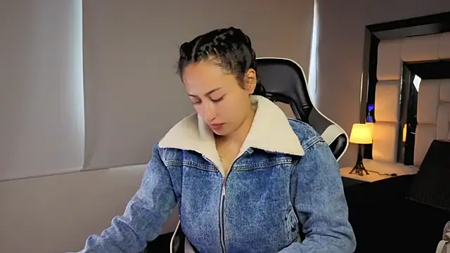 Adhara7 online show from April 10, 7:54 pm