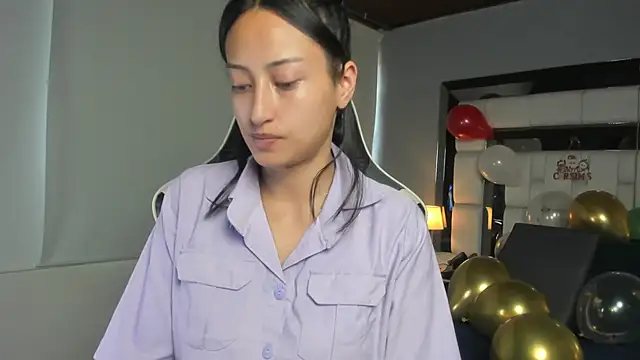 Adhara7 online show from December 17, 9:20 pm