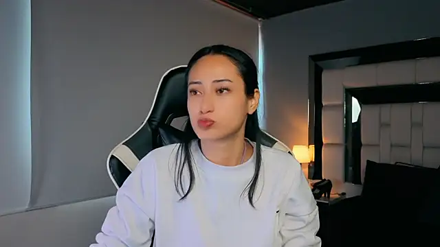 Adhara7 online show from March 7, 8:36 pm