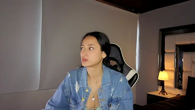 Adhara7 online show from April 17, 8:44 pm