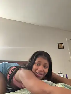 Snapshot of PrettyBabriexox chatting on November 5, 2:31 pm PrettyBabriexox online show from November 5, 2:31 pm