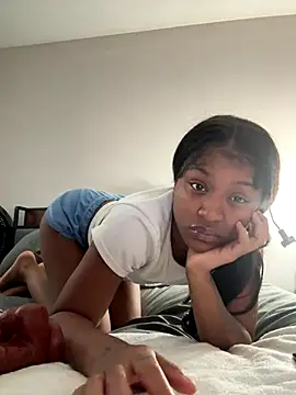 Snapshot of PrettyBabriexox chatting on October 30, 3:31 pm PrettyBabriexox online show from October 30, 3:31 pm