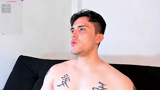 jasonxd9898 online show from February 7, 1:13 am