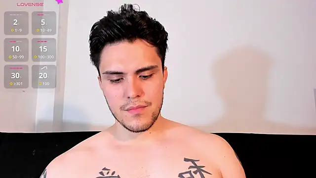 jasonxd9898 online show from December 3, 1:06 am