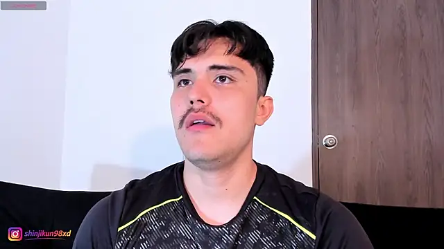 jasonxd9898 online show from April 14, 2:33 pm