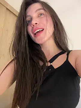 karinasantos  online show from March 9, 9:07 pm