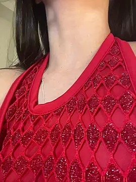 Snapshot of karinasantos_ chatting on February 12, 9:20 am karinasantos online show from February 12, 9:20 am