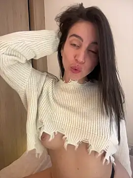 karinasantos  online show from March 13, 2:11 pm