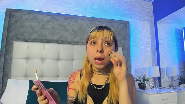 Snapshot of its_bibi chatting on September 24, 8:04 pm its bibi online show from September 24, 8:04 pm