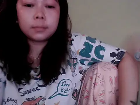 mimi15 online show from April 28, 7:57 am