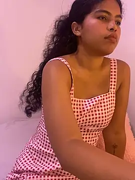 ms ivanna online show from July 19, 8:05 pm