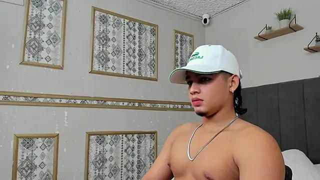 Riky Strong online show from November 9, 4:49 am