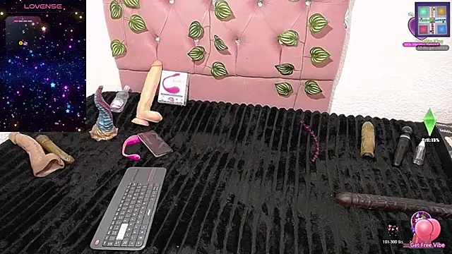 wetmoonhott online show from May 14, 11:40 am