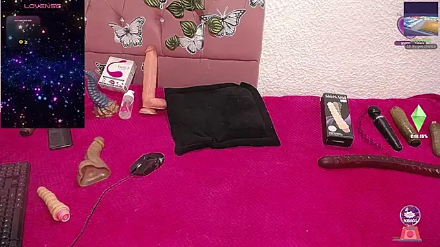 Snapshot of wetmoonhott chatting on February 17, 12:35 pm wetmoonhott online show from February 17, 12:35 pm