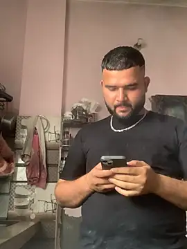 amitsharma7868 online show from March 19, 7:41 am