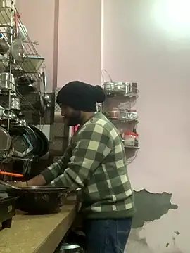 amitsharma7868 online show from January 10, 1:50 pm