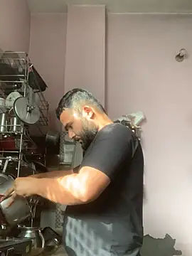 amitsharma7868 online show from April 8, 2:57 am