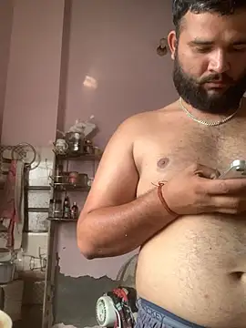Snapshot of amitsharma7868 chatting on June 6, 2:28 am amitsharma7868 online show from June 6, 2:28 am