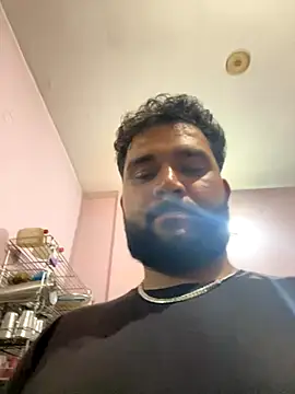 amitsharma7868 online show from October 29, 1:32 pm