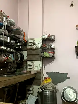 amitsharma7868 online show from December 17, 2:38 am