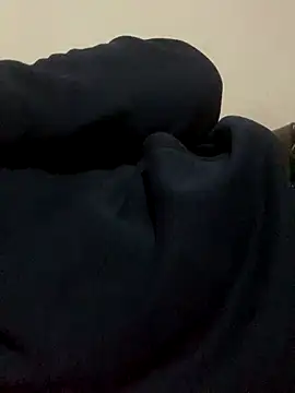 amitsharma7868 online show from December 18, 2:54 pm