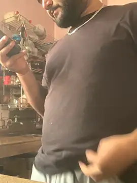 amitsharma7868 online show from December 22, 8:14 am