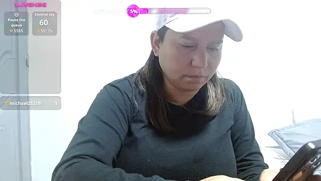 Snapshot of haashkyo chatting on October 25, 6:45 am haashkyo online show from October 25, 6:45 am