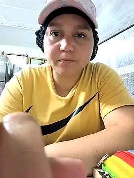 Snapshot of haashkyo chatting on December 13, 11:11 pm haashkyo online show from December 13, 11:11 pm